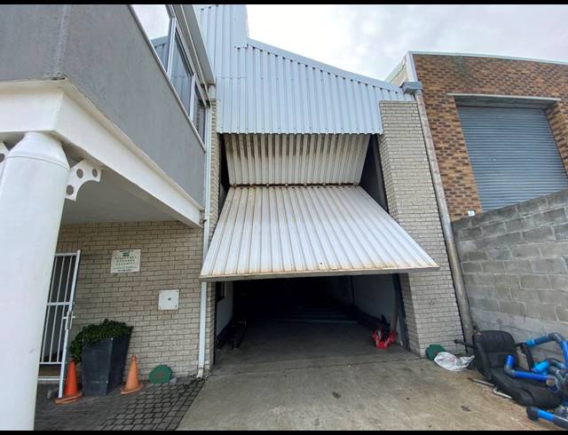608M² WAREHOUSE FOR SALE IN KILLARNEY GARDENS